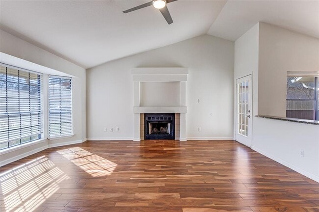 Photo - 12404 Thompkins Dr