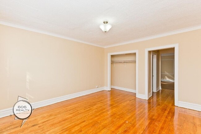 Photo - Beautiful Berwyn Apartment on Gunderson and 23rd! Unidad 6441-14