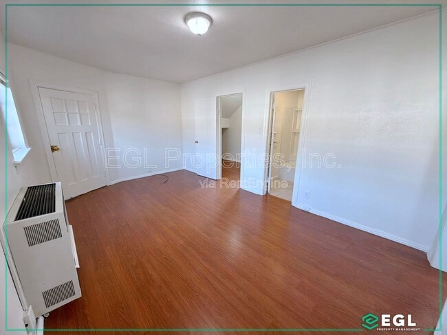 Photo - 115 N Westlake Ave Unit 1