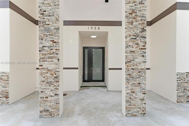 Photo - 1962 NW 107th St Unit 1958