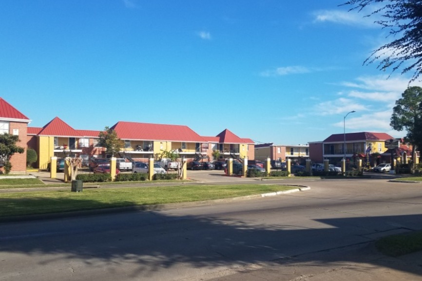 Bel Lindo Apartments - Bel Lindo Apartments
