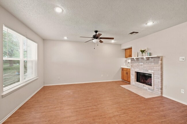 Photo - 11136 El Sendero St