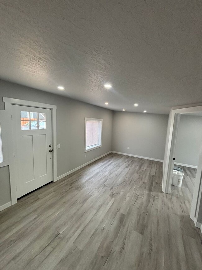 112 W 10th Ave Unit 112 10th Ave #4