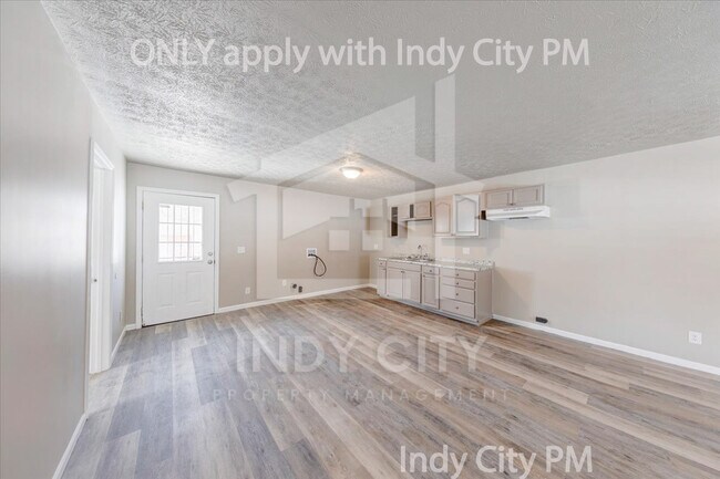 Photo - 3440 N Harding St