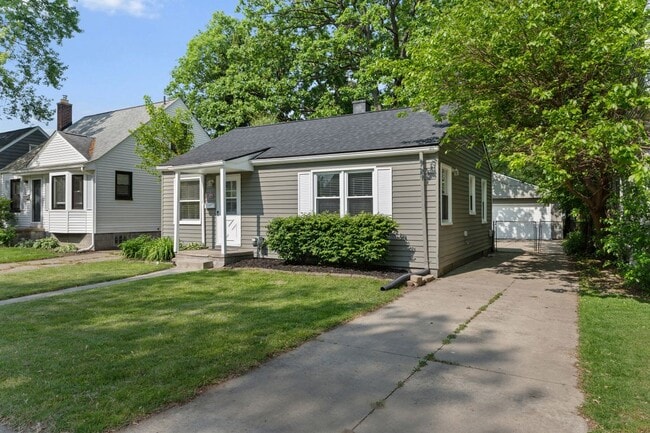 Photo - 3203 Goodrich St Casa