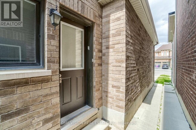 Photo - 35 Little Britain- BSMT Crescent