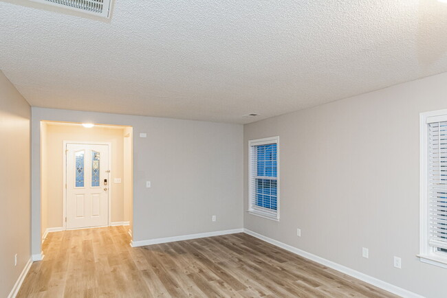 Photo - 6056 Ricker Rd