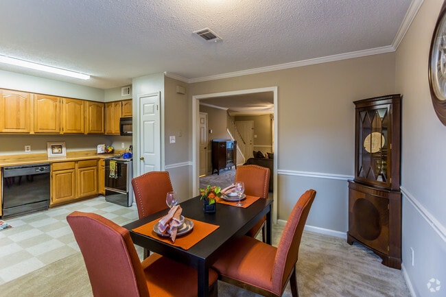 2HAB, 2.5BA - 1470 ft² - Comedor - MONTICELLO APTS