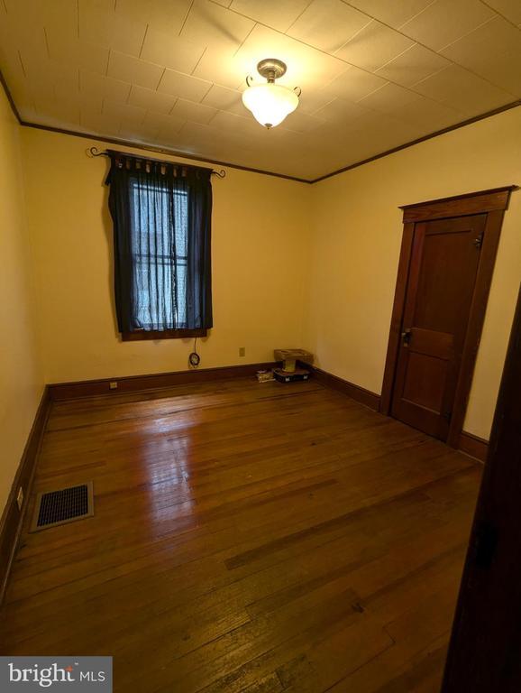 Photo - 1034 Corbett St