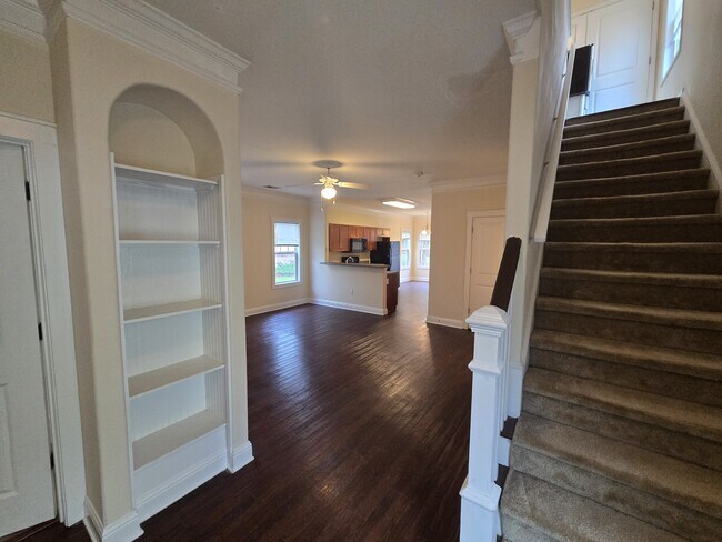 2140 Lakeside Dr Unit 1