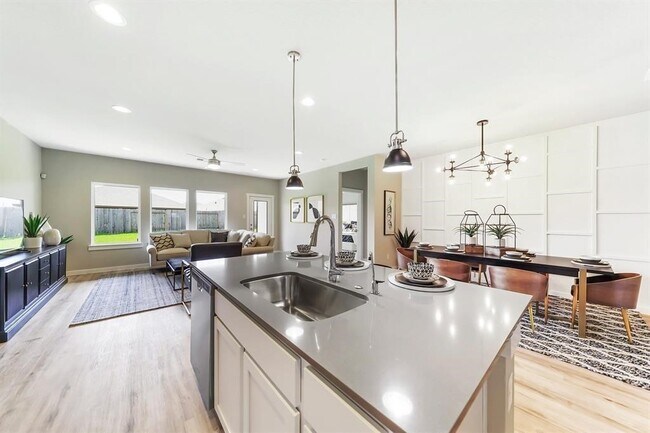 Photo - 3131 Langley Bnd Ln