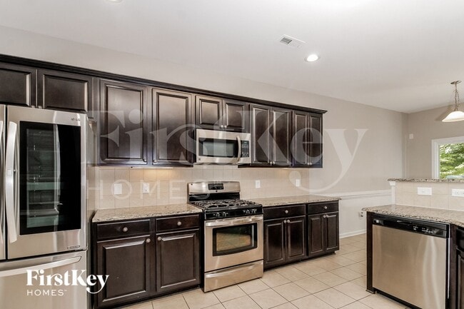 Photo - 2675 Lamplight Cir