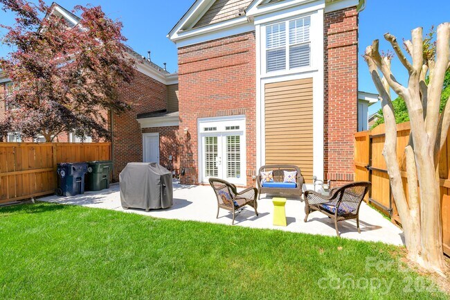 Photo - 18524 Mizzenmast Ave