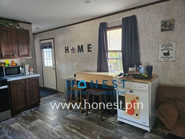 Photo - 128 Nelson Rd