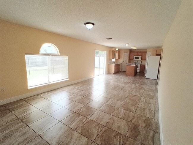 Photo - 10262 Laxton St