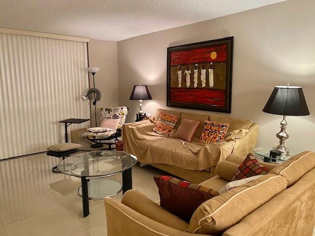 Photo - 691 S Hollybrook Dr Unit 108