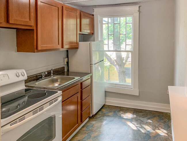 Building Photo - 706 Chickamauga Ave