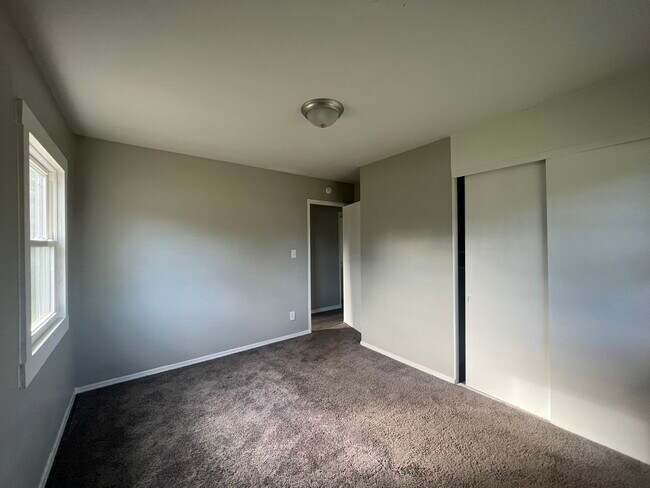 Photo - 407 Blackfoot Dr