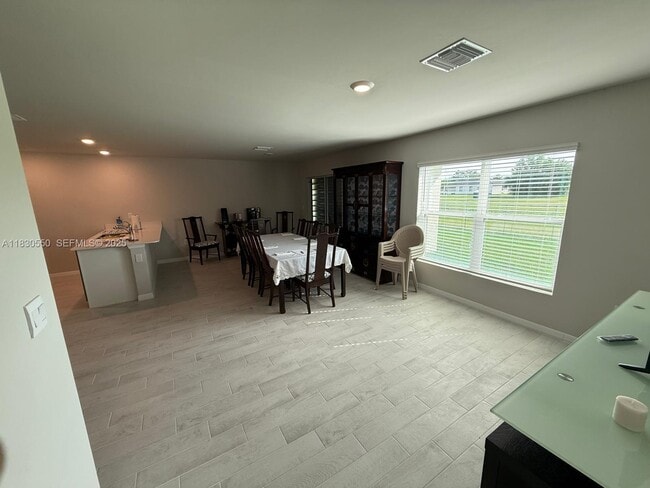 Photo - 3051 S Beechwood Cir