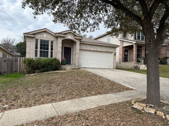 Photo - CENTRALLY LOCATED 3 BEDROOM SINGLE STORY HOME IN STEUBING RANCH SUBDIVISION*ISLAND KITCHEN