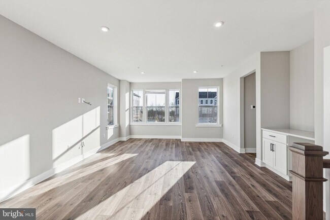 Photo - 129 Higher Rock Ct