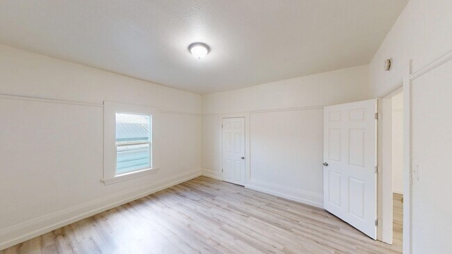 Photo - 1128 34th St Unit 1128 34th St, Oakland, CA 94608