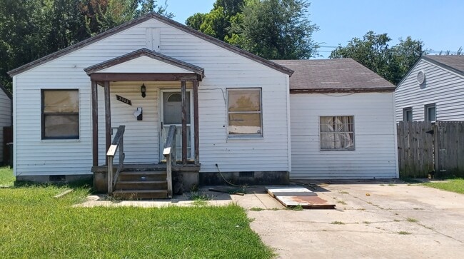 Building Photo - 3908 Mallard Dr