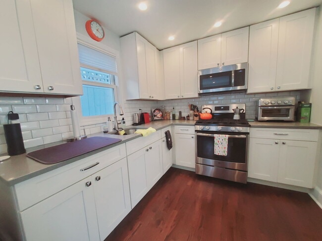 Building Photo - 29 Lexington Ave