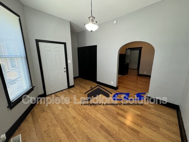 Photo - 17 N 14th St