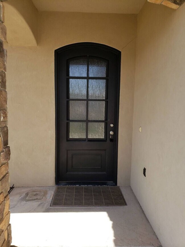 Photo - Stunning Home with 4 beds/2.5 baths and 3-Car Garage in Mulberry Estates