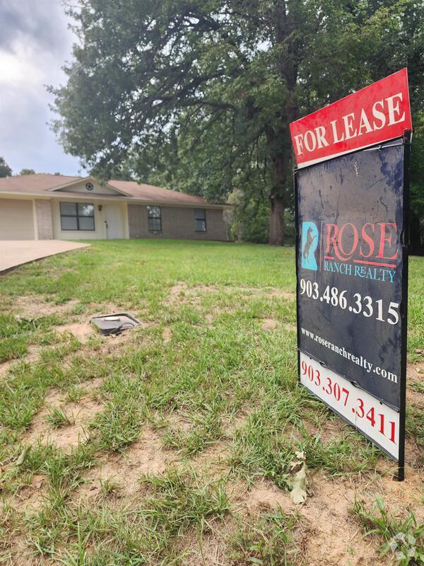 Building Photo - 111 Crepe Myrtle Rd Rental