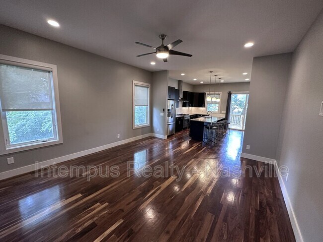 Photo - 929 13th Ave S