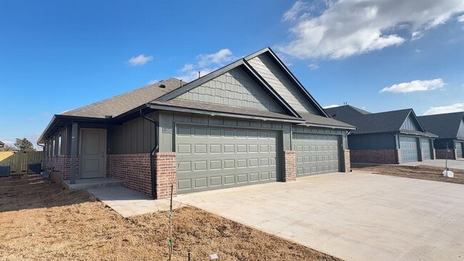 Building Photo - 11502 University