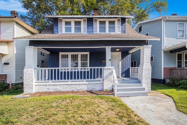 805 Miner St