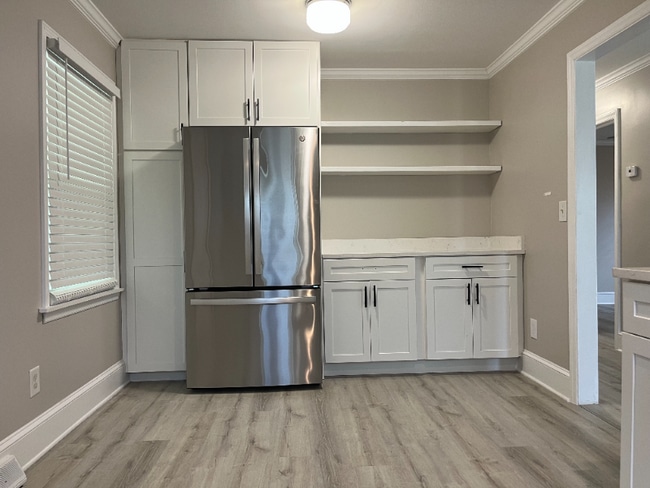 Photo - 2730 Eastway Dr