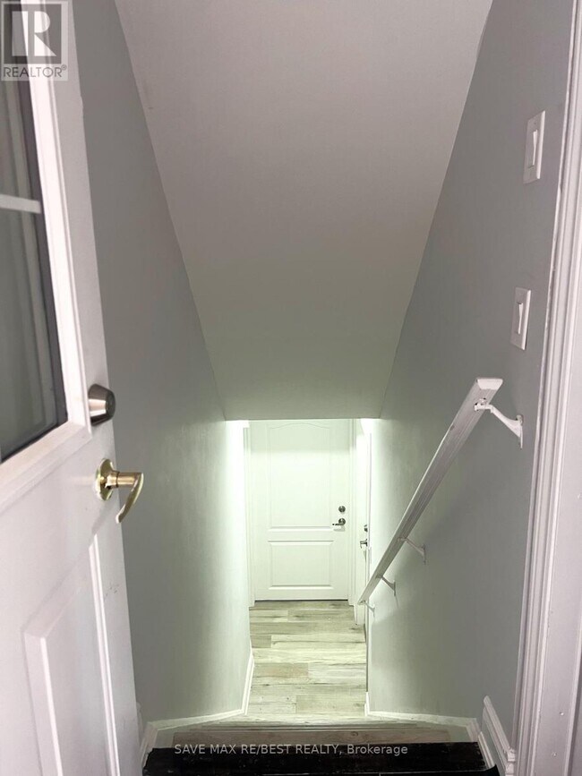 Photo - 116 Leadership Dr