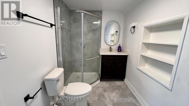 Photo - 5731 Stanley Ave