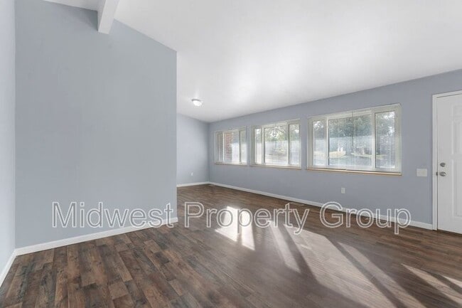 Photo - 1470 Whirlaway Dr