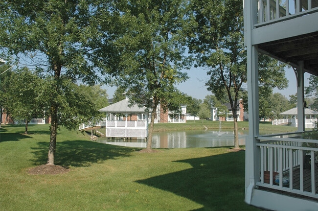 Building Photo - 1185 Youngs Rd Unit H