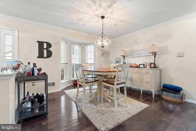 Photo - 221 Lookout Pl