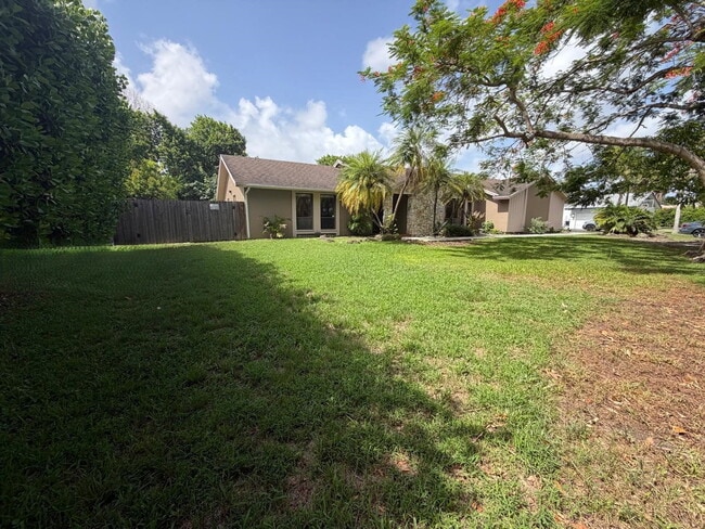 Building Photo - 14865 SW 166th St