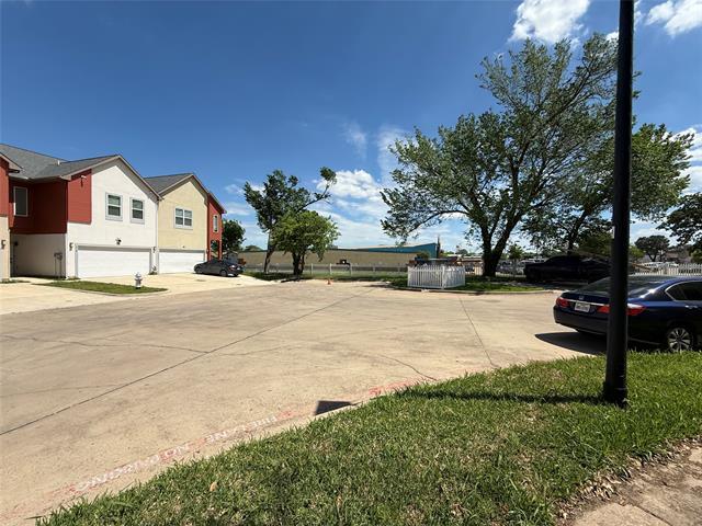 Photo - 214 Heritage Ct