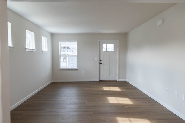 Photo - 93 Beech Tree Ct