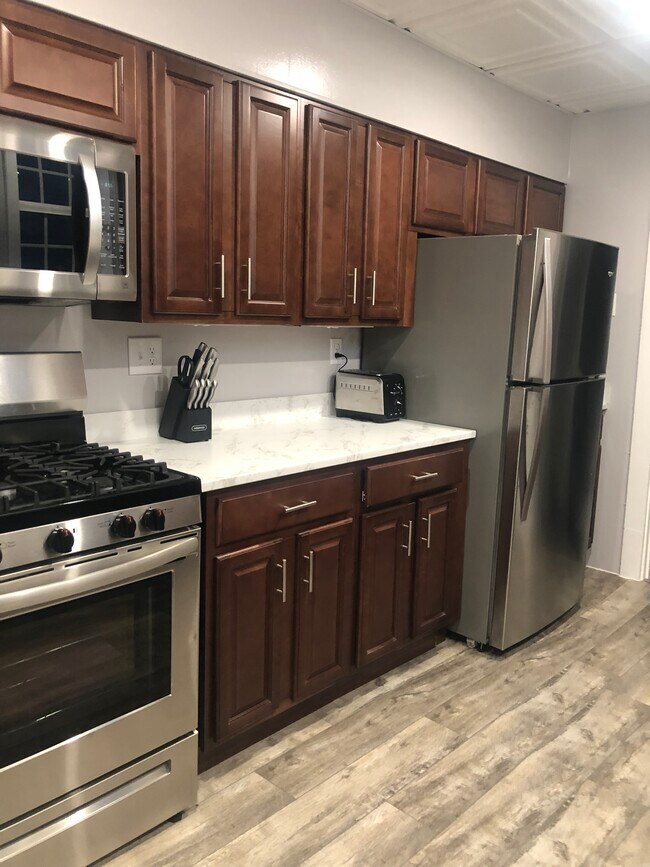 Photo - 935 3rd St Unit 935 3rd st downstairs