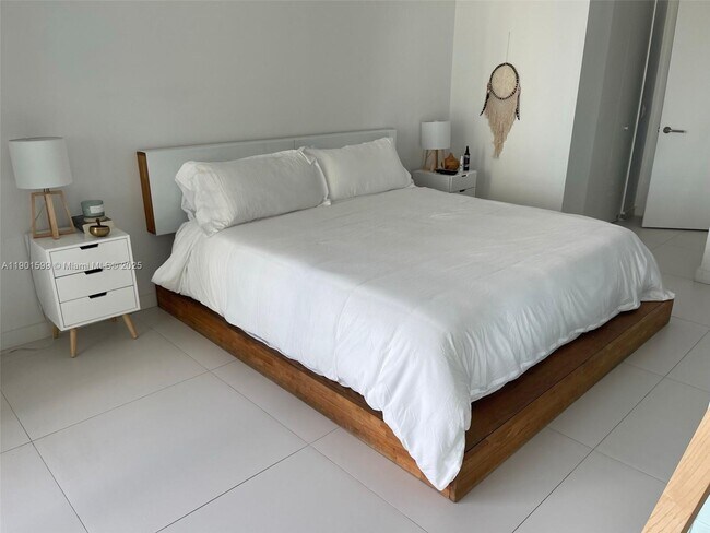 Photo - 501 NE 31st St Unit 2807