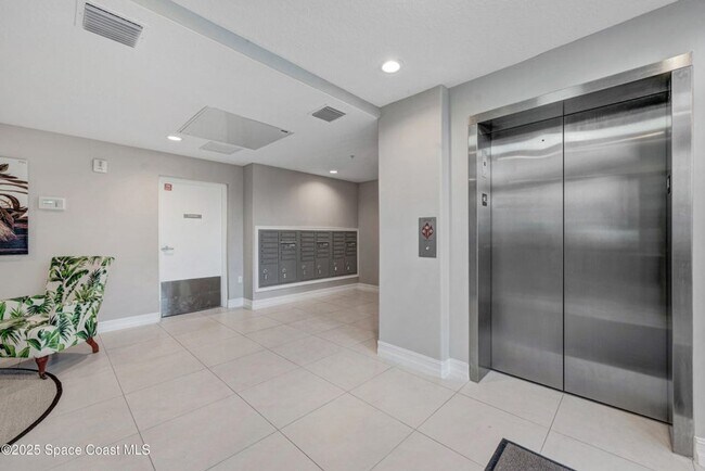 Photo - 1825 Riverside Dr