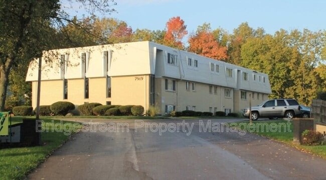 Building Photo - 7919 N Main St