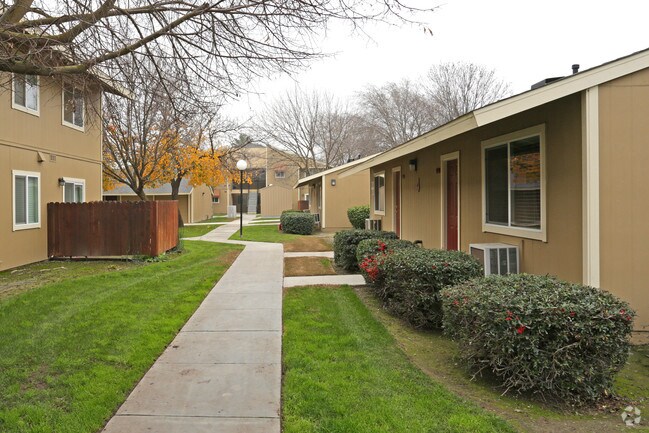 Carolyn Apartments