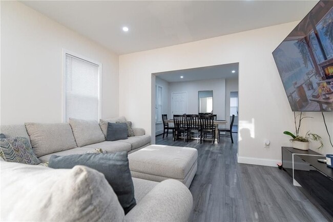 49 Hollis St Unit 1
