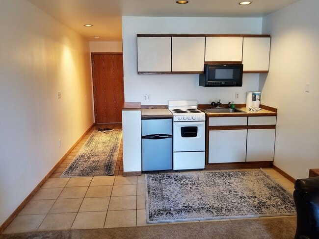 Photo - Long Term Rental- Cedar Lodge 207